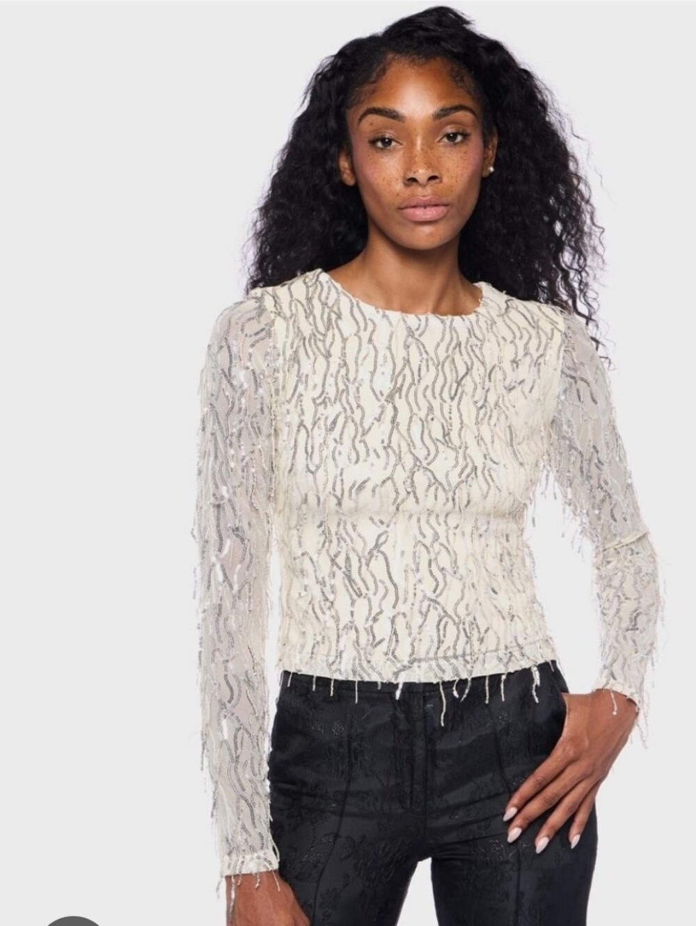 Alex & Sophia
Juniors' Fringe Detail Ivory Sequin Fringe Long-Sleeve Tee Top